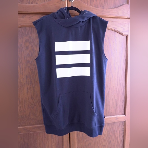 Adidas Berlin Hooded Dress - Picture 2 of 9